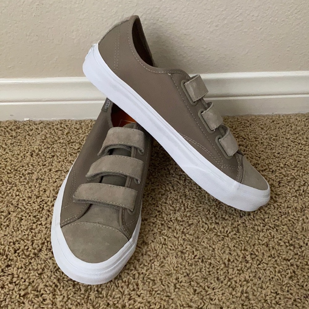 Style 23 Velcro Vans